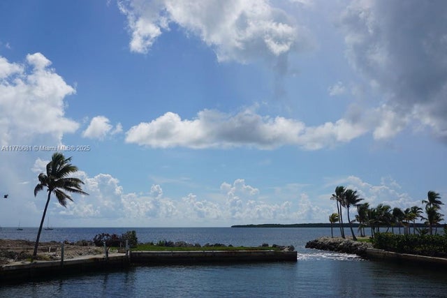 1 of 100 - 11 Old State Rd, Key Largo, FL