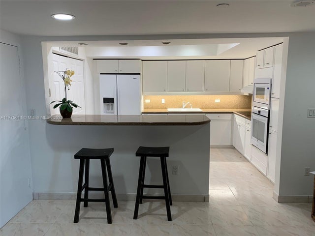 3 of 36 - 8855 E Collins Ave 5b, Surfside, FL