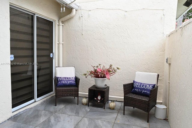 5 of 42 - 1430 Cottonwood Cir 1430, Weston, FL
