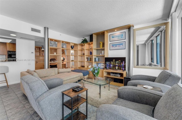 5 of 50 - 1500 Ocean Dr 705, Miami Beach, FL