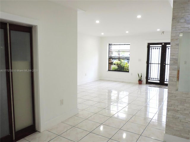2 of 43 - 6230 Sw 38th St, Miami, FL