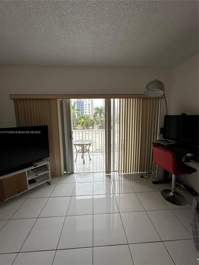 1 of 34 - 500 Bayview Dr 217, Sunny Isles Beach, FL