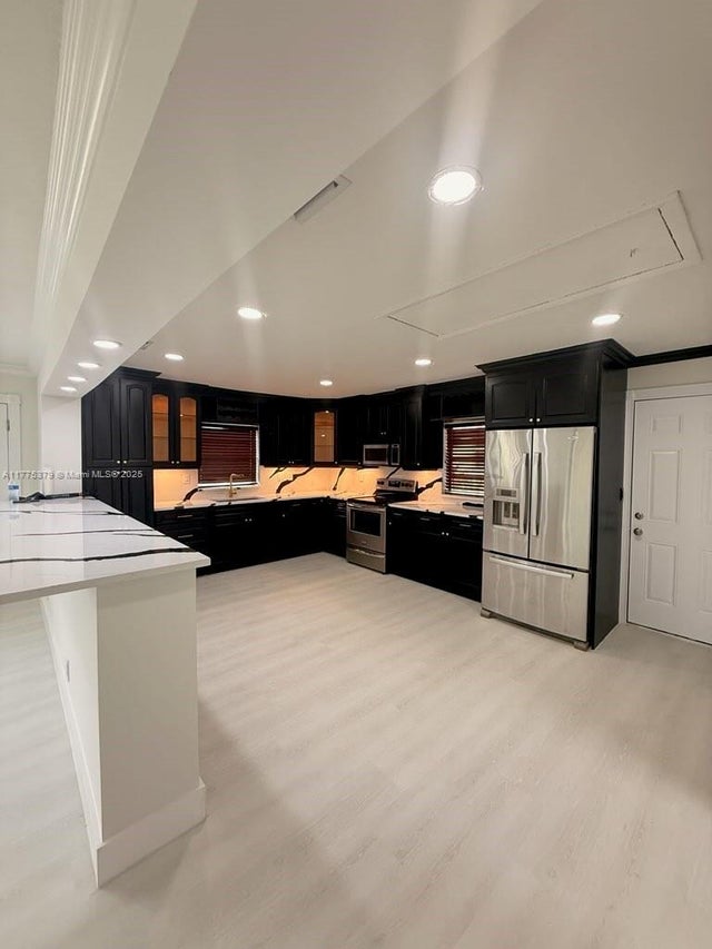 3 of 57 - 4529 Sw 24th St, Fort Lauderdale, FL