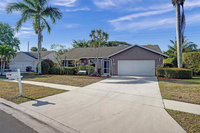 2 of 46 - 8372 Blue Cypress Dr, Lake Worth, FL