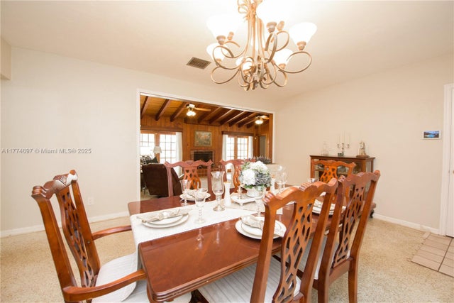 5 of 49 - 434 Nw 20th St, Homestead, FL