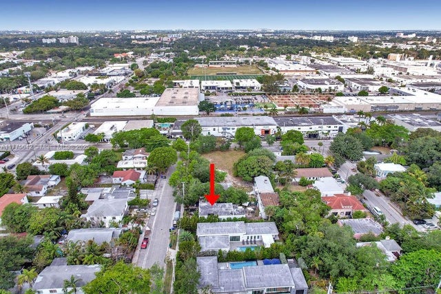 4 of 72 - 455 Ne 63rd St, Miami, FL
