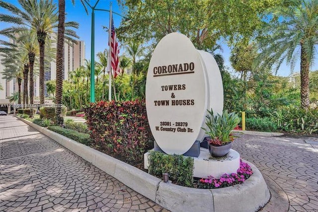 1 of 16 - 20335 W Country Club Dr 905, Aventura, FL
