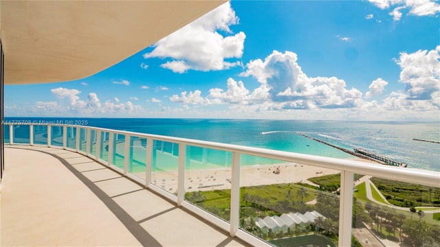 4 of 24 - 100 S Pointe Dr 1906/07, Miami Beach, FL