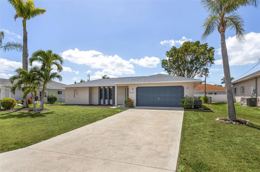 1424 Sw 49th Street, Cape Coral