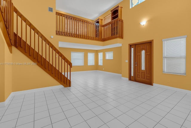 9180 Sw 75th St, Miami