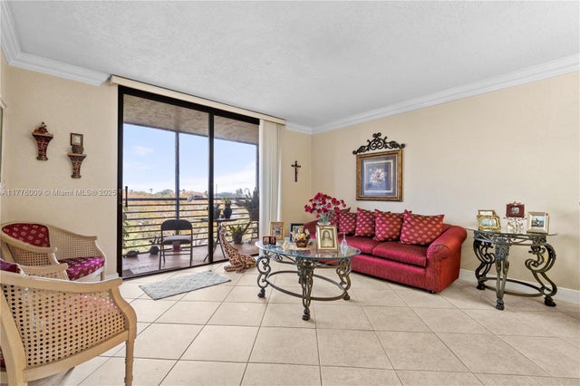 3 of 42 - 901 Colony Point Cir 503, Pembroke Pines, FL