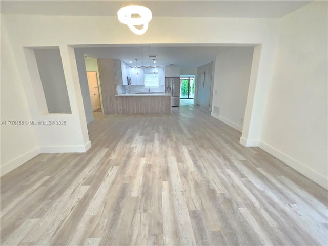 1 of 30 - 5101 Sw 6th Ct, Margate, FL