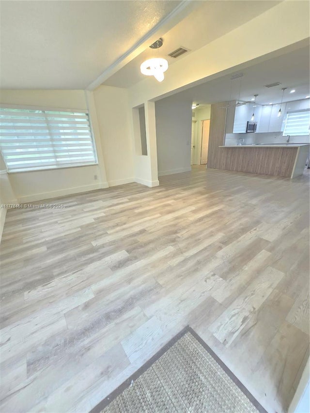 2 of 30 - 5101 Sw 6th Ct, Margate, FL