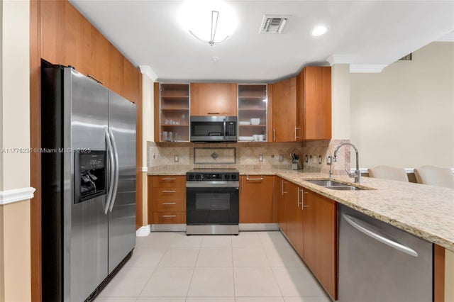 4 of 27 - 1945 S Ocean Dr 604, Hallandale Beach, FL