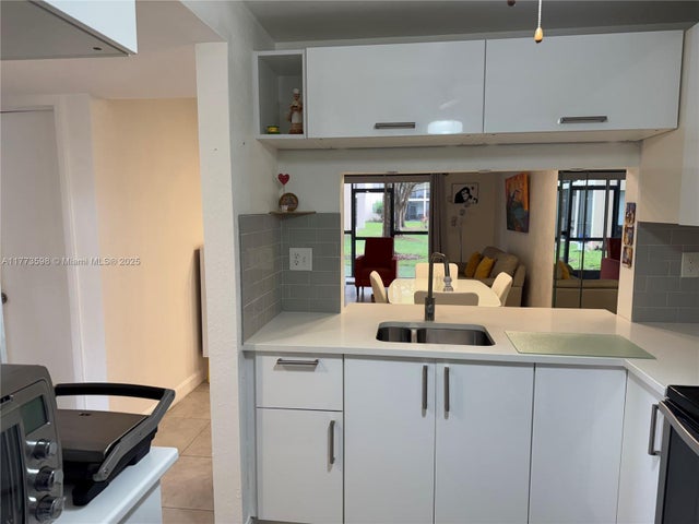 5 of 43 - 2786 Nw 104th Ave 101, Sunrise, FL