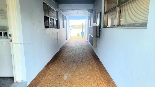 4 of 13 - 300 Ne 191st St 201, Miami, FL