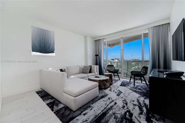 3 of 44 - 3101 Bayshore Dr 1504, Fort Lauderdale, FL