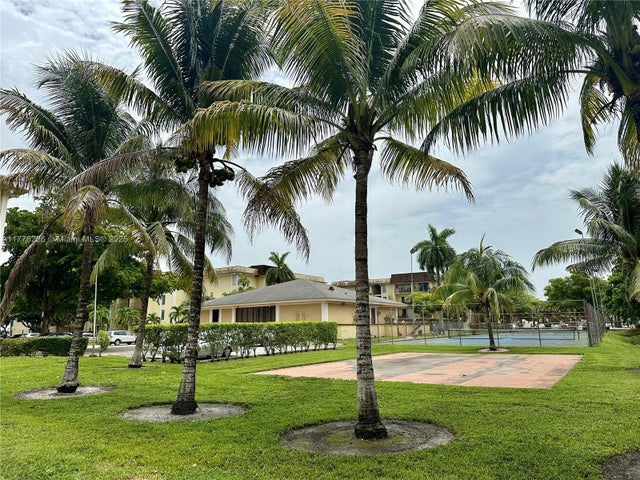 3 of 3 - 11925 Ne 2nd Ave B406, North Miami, FL