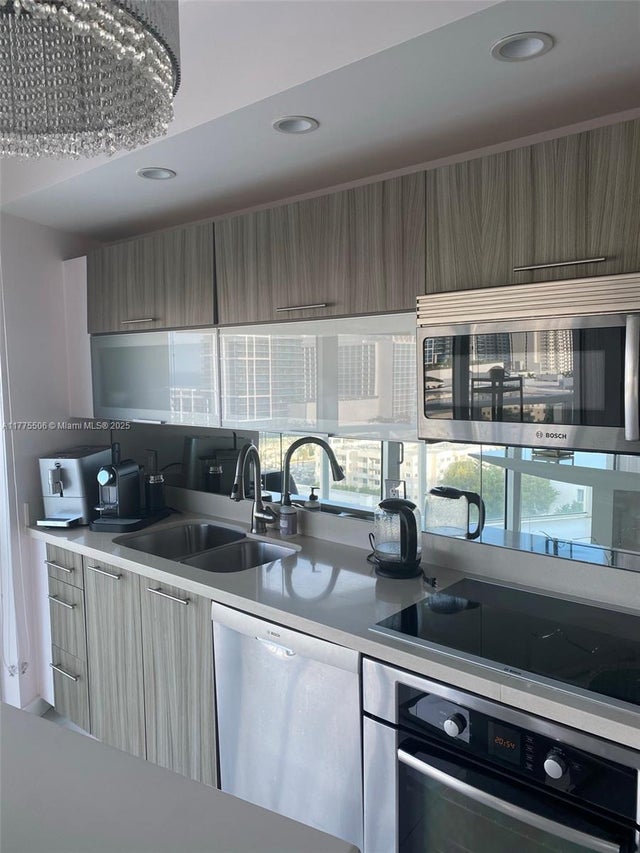 5 of 14 - 6700 Indian Creek Dr 1201, Miami Beach, FL