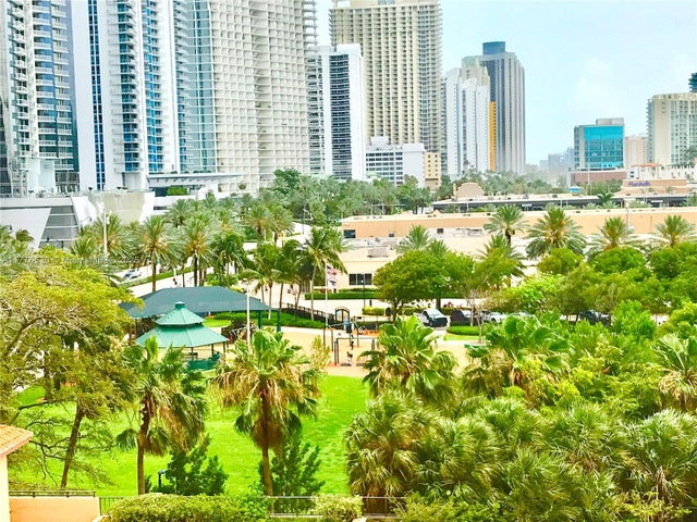 1 of 28 - 210 174th St 702, Sunny Isles Beach, FL