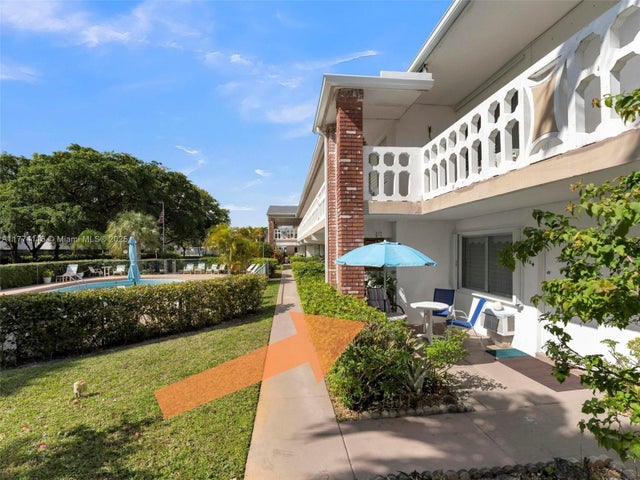 1 of 22 - 3701 Tyler St 104, Hollywood, FL
