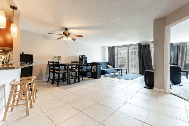 3 of 28 - 1680 Ne 191st St 307-2, Miami, FL