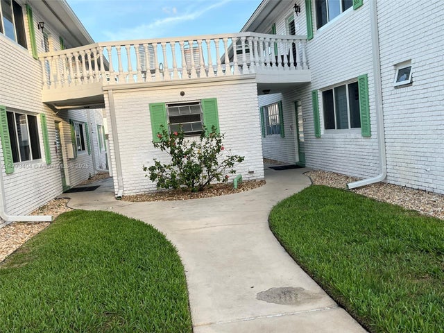 2 of 14 - 1821 Ne 62nd St 428, Fort Lauderdale, FL