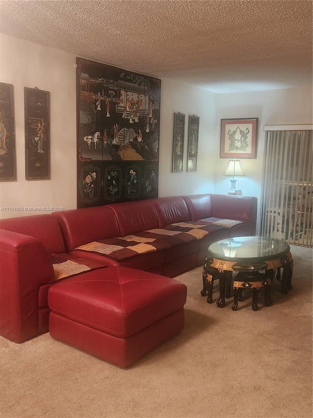 3 of 30 - 4350 Hillcrest Dr 807, Hollywood, FL