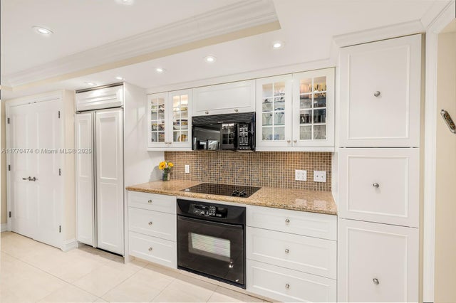 4 of 22 - 10205 Collins Ave 906, Bal Harbour, FL