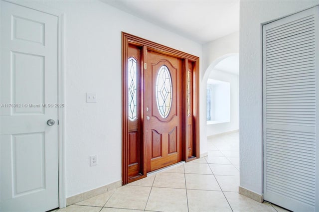 4 of 34 - 14581 Sw 95th Ln, Miami, FL