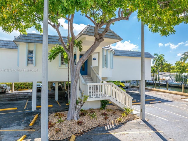 3 of 24 - 13131 Ixora Ct A-1, A-2, A-3, North Miami, FL