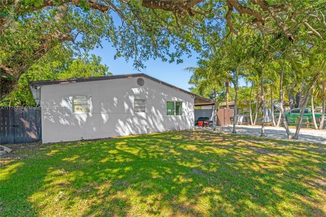 2 of 26 - 4111 Sw 33rd St, West Park, FL
