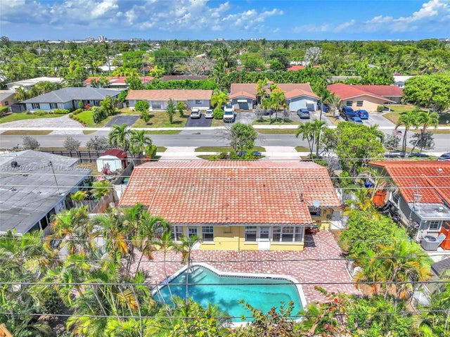 3 of 37 - 1910 Ne 56th St, Fort Lauderdale, FL