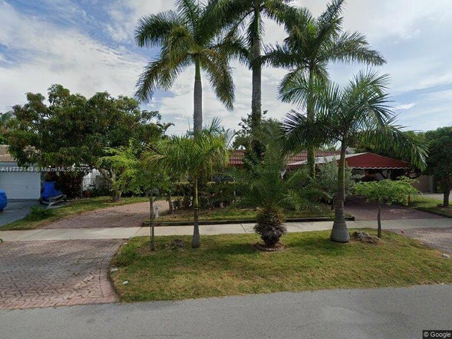 1 of 1 - 837 Washington St, Hollywood, FL