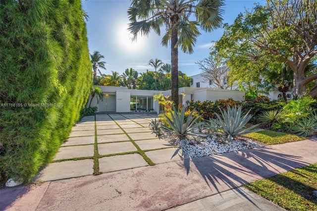 3 of 42 - 5251 La Gorce Dr, Miami Beach, FL