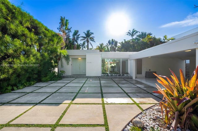 4 of 42 - 5251 La Gorce Dr, Miami Beach, FL