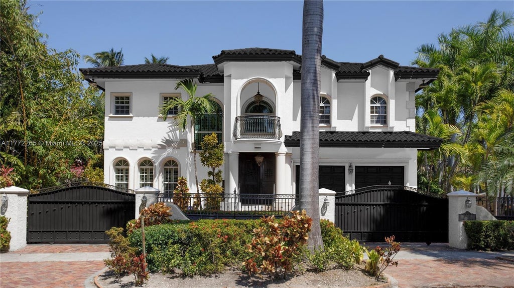 4501 N Bay Rd, Miami Beach