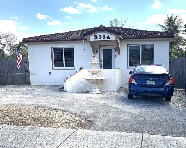 1 of 18 - 2514 Adams St, Hollywood, FL