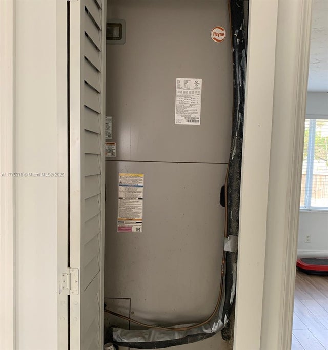3 of 18 - 2514 Adams St, Hollywood, FL