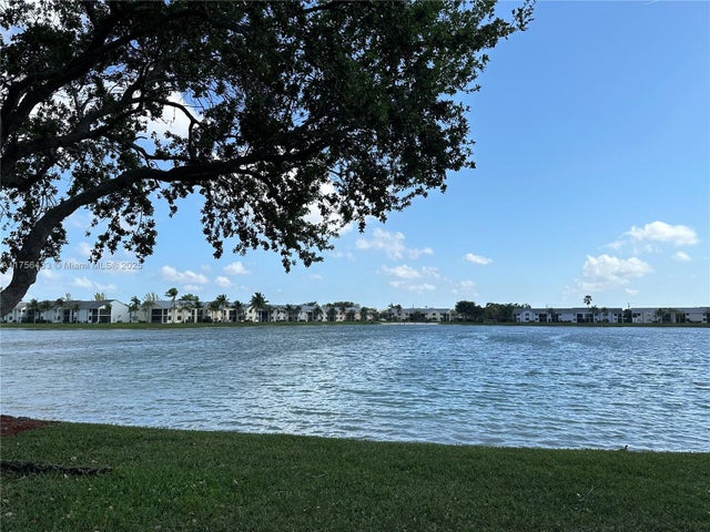 3 of 13 - 900 Constitution Dr 900l, Homestead, FL