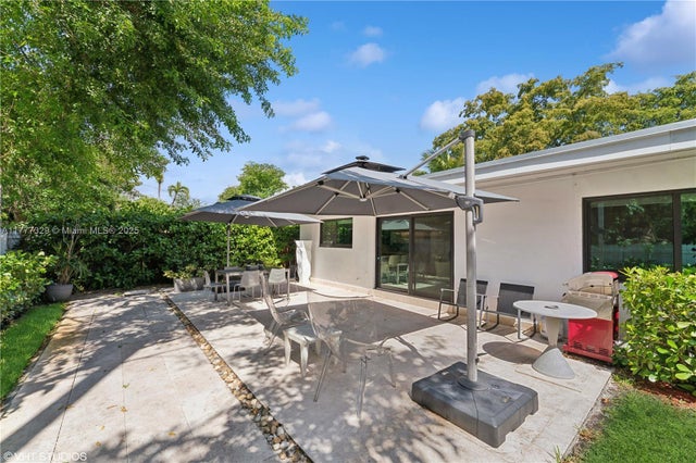 5 of 45 - 2180 Ne 191st Dr, North Miami Beach, FL