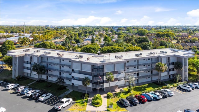 2 of 43 - 2801 Nw 47th Ter 205b, Lauderdale Lakes, FL