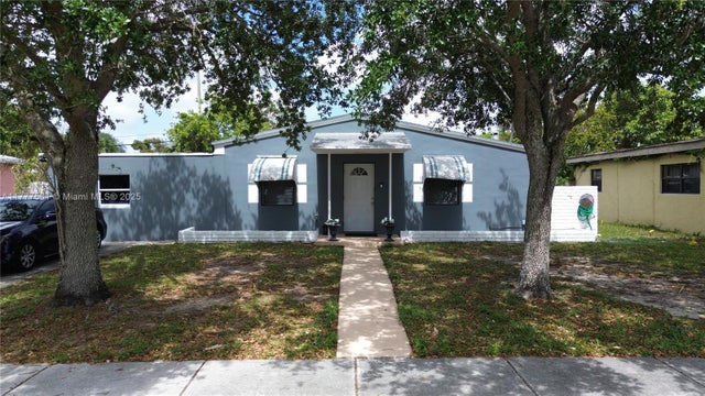 1 of 22 - 4441 Sw 33rd Dr, West Park, FL