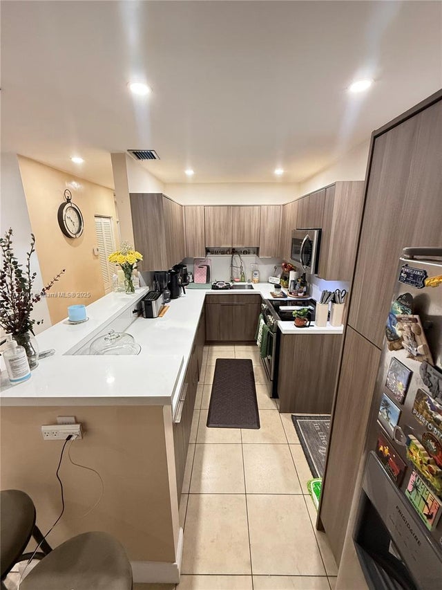 3 of 22 - 4441 Sw 33rd Dr, West Park, FL