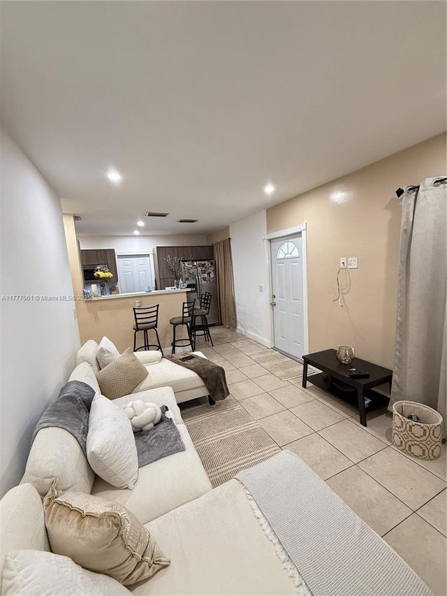 4 of 22 - 4441 Sw 33rd Dr, West Park, FL