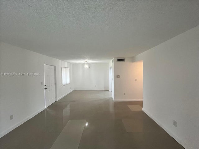1 of 30 - 1930 Nw 119th St 702, Miami, FL