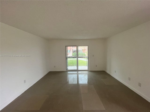 3 of 30 - 1930 Nw 119th St 702, Miami, FL