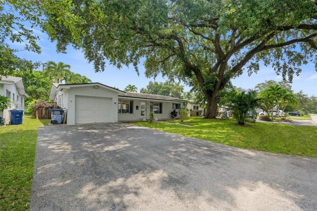 5 of 23 - 321 Sw 11th Ave, Hallandale Beach, FL