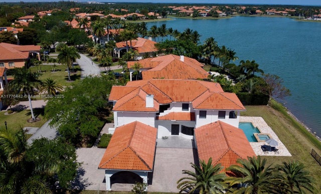 3 of 33 - 19209 Sw 80th Ct, Cutler Bay, FL