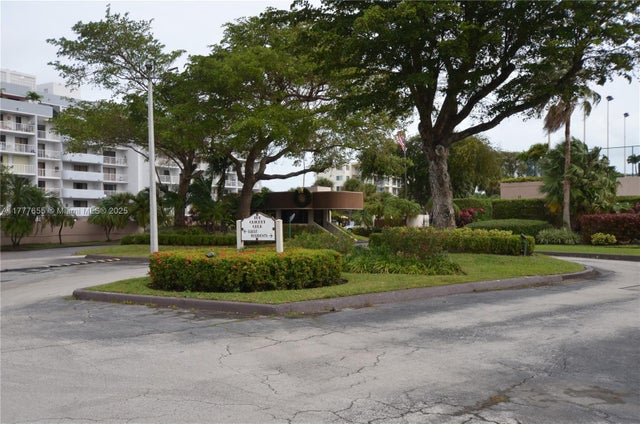 1 of 45 - 1800 Ne 114th St 1903, Miami, FL